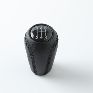 Pommeau de levier de vitesse en cuir pour Mazda 3 5 6 CX7 MX5, levier de vitesse ergonomique, transmission manuelle, accessoire de voiture - Product Image 1