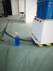 نموذج مركبة توجيه متنقلة ذات مسار مغناطيسي لخط التجميع الذكي وأتمتة نقل المواد - Product Image 4