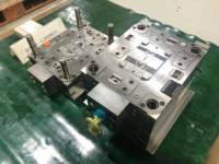 Moldes de Inyección de Plástico Personalizados de Fábrica, Modelo 0603, Vietnam, Software de Diseño de Superficies de Acero, Material PPS para Vehículos
