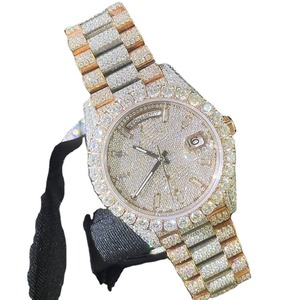 Montre en diamant à quartz de luxe la plus demandée avec bracelet en cuir et cadran pointeur pour les occasions formelles et professionnelles - Product Image 1