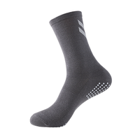 Chaussettes de course à compression antidérapantes Logo personnalisé Soccer Designer Calcetines Cycling Crew Knitted Grip Mens Sports Football Chaussettes