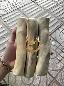 ไม้เคี้ยวสำหรับสุนัขทุกขนาด ทำจากไม้กาแฟ ของเล่นสัตว์เลี้ยงจากไม้ธรรมชาติ คุณภาพสูงมากจากเวียดนาม บรรจุภัณฑ์แบบ OEM - Product Image 1