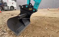 Fabriqué au Japon, excavatrice sur chenilles Kobelco SK130 d'occasion à bas prix avec moteur Isuzu, moteur et pompe haute performance