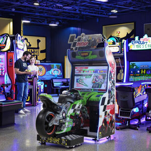 Machine de jeu d'arcade <span class=keywords><strong>Moto</strong></span> <span class=keywords><strong>GP</strong></span> de 42 pouces à pièces en métal et en plastique <span class=keywords><strong>moto</strong></span> course <span class=keywords><strong>moto</strong></span> amusante conduite pour tous les âges - Product Image 2