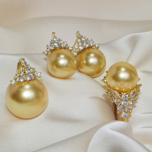 Collares con colgante de cuentas de circonita cúbica chapada en oro de acero inoxidable a precio razonable con perlas de imitación para mujer a la moda - Product Image 4