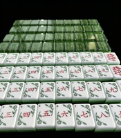 Jeu de tuiles de mahjong de luxe américain - Tuiles classiques en acrylique rouge avec caractères chinois - Emballage personnalisé avec logo OEM - Cadeau pour les soirées poker