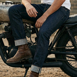 Jeans de mezclilla japonesa selvedge de 14 oz, corte y confección, índigo oscuro premium, denim crudo, corte recto ajustado, con dobladillo cosido con hilo dorado. - Product Image 1