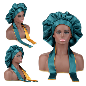 Bonnets en satin <span class=keywords><strong>de</strong></span> <span class=keywords><strong>bonnet</strong></span> <span class=keywords><strong>de</strong></span> <span class=keywords><strong>soie</strong></span> réversible personnalisé et enveloppes <span class=keywords><strong>de</strong></span> cheveux en satin avec logo - Product Image 1