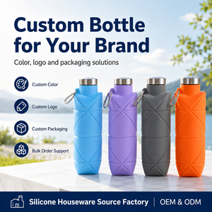 Botella de Agua Plegable de Silicona de 700 ml, a Prueba de Fugas, Unisex, para Viajes al Aire Libre, con Gancho para Colgar, Portátil, de YMS Factory Wholesale - Product Image 3