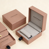 Boîte en carton gaufrée de luxe personnalisée avec revêtement UV, emballage cadeau biodégradable, pelliculage brillant, finition mate, certifiée ISO