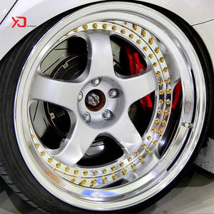 Rines Forjados Personalizados 5X112 5x114.3 Estilo Work de 5 Radios con Borde Escalonado, Acabado Cromado Pulido Profundo para 370z 350z Q50 Q60 G37 F82 - Product Image 1