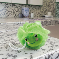 Éponge de bain exfoliante en forme de grenouille avec matériau en filet PE pour le nettoyage du corps et type de boule parfait 12x8.1x5cm