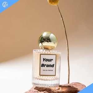 <span class=keywords><strong>Parfum</strong></span> <span class=keywords><strong>pour</strong></span> <span class=keywords><strong>homme</strong></span> de haute qualité à forte tenue en vrac, vente en gros bon marché, vaporisateur <span class=keywords><strong>pour</strong></span> le corps et <span class=keywords><strong>parfum</strong></span> en provenance de Chine - Product Image 1