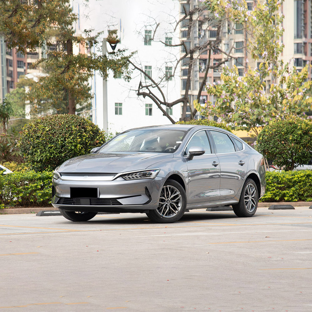 Voitures D'occasion BYD Qin Plus EV 2024 Model Honor Edition Long Range 420KM Leading Type Voiture Electrique Home Sedan