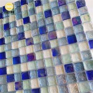 Fantaisie irisé <span class=keywords><strong>Mini</strong></span> carré cristal bleu et blanc verre mosaïque carrelage <span class=keywords><strong>piscine</strong></span> salle <span class=keywords><strong>de</strong></span> bain douche mur carrelage - Product Image 2