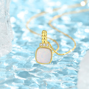 Collar con colgante de ópalo azul con corte cojín, chapado en oro sobre plata de ley 925, con engaste en bisel, cadena de cuerda fina, joyería vintage para mujer. - Product Image 6