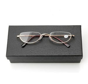 <span class=keywords><strong>Dumbledore</strong></span> personas mayores media luna lupa libro gafas Pequeño medio Metal primavera marco Hd resina transparente presbicia gafas <span class=keywords><strong>de</strong></span> lectura - Product Image 3