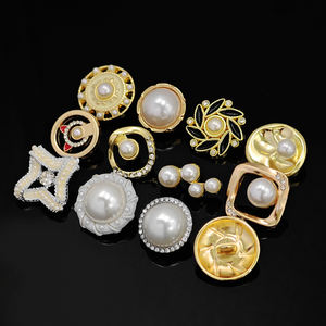 KUNSHUO, fábrica de botones, diamantes de imitación, ropa para mujer, ropa, abrigo, vástago de Metal, botón de perla madre personalizado para ropa de mujer - Product Image 2