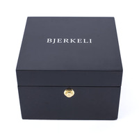Boîte rigide pour montre noire de luxe à charnières, boîte cadeau pour montre en carton rigide avec logo personnalisé, doublure en velours et fermoir métallique