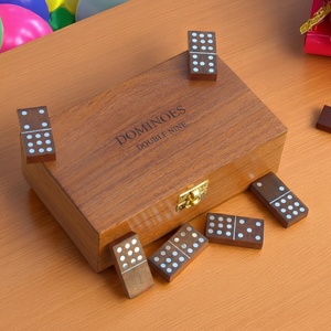 Jeu de dominos double 12 en bois avec logo personnalisé Jeu familial éducatif - Product Image 1