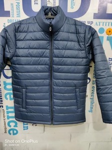 Veste imperméable à capuche pour homme, coupe-vent, légère, idéale pour la randonnée, le camping, les voyages, disponible à la vente - Product Image 6