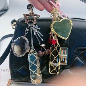 Breloques personnalisées en acier inoxydable 316L pour bijoux DIY, breloques en forme de rouge à lèvres pour bracelets et colliers - Product Image 4