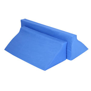 Oreillers de positionnement triangulaires en forme de R à haute densité pour personnes âgées, oreillers de positionnement fonctionnels, vente en gros - Product Image 1