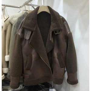 <span class=keywords><strong>Cappotto</strong></span> invernale caldo e spesso da <span class=keywords><strong>donna</strong></span> in <span class=keywords><strong>Shearling</strong></span> con pelliccia di procione, giacca in vera pelle di <span class=keywords><strong>montone</strong></span> - Product Image 5