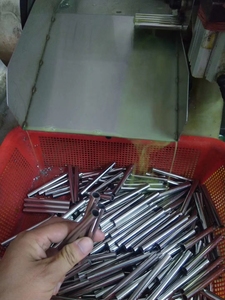 Pipa Baja Tahan Karat Bulat 1,5 Inci Tanpa Sambungan Las 304/904L/316Ti Tabung Permukaan <span class=keywords><strong>JIS</strong></span> 2B Toleransi 5% di Cina - Product Image 4