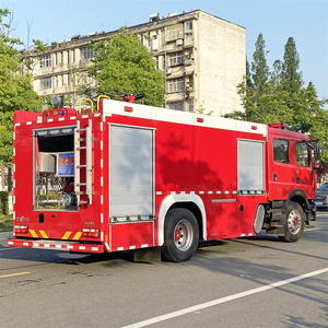 Le tout nouveau camion-citerne d'incendie Dongfeng 4x2 est adapté aux opérations de sauvetage en cas d'incendie forestier. - Product Image 4