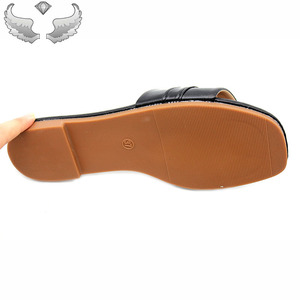 Nuovo Best-seller di moda pantofole e scarpe da donna morbido <span class=keywords><strong>suola</strong></span> in metallo traspirante sandali Casual per donna 2025 di moda - Product Image 6