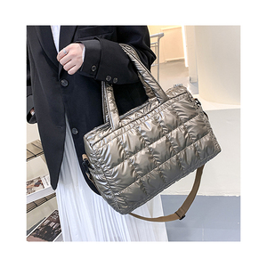 Sac à bandoulière simple pour femmes automne hiver <span class=keywords><strong>2022</strong></span> nouveau sac à bandoulière littéraire de créateur sac à bandoulière tendance pour femmes - Product Image 5