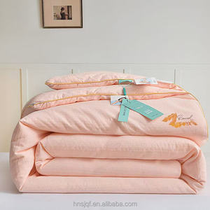 Edredón Grueso y Cálido en Oferta, Ropa <span class=keywords><strong>de</strong></span> <span class=keywords><strong>Cama</strong></span> Suave <span class=keywords><strong>de</strong></span> Color Rosa <span class=keywords><strong>para</strong></span> Camas Hechas a Medida, Proveedor <span class=keywords><strong>de</strong></span> Fábrica - Product Image 4