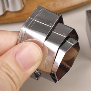 Vente directe d'usine 30 pièces <span class=keywords><strong>Moule</strong></span> à biscuits en acier inoxydable <span class=keywords><strong>Mini</strong></span> Fondant avec forme géométrique Emporte-pièces pour outils de pâtisserie DIY - Product Image 5