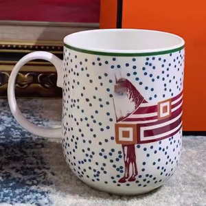 Venta Directa de Fábrica de Tazas y Tazas de Té de Porcelana Fina de Estilo Europeo de Lujo - Product Image 3