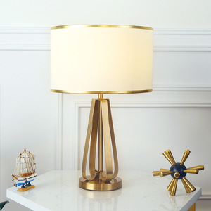 Lámpara de Mesa de Diseño Moderno y Sencillo para Decoración de Hoteles, Villas y Hogares, Lámpara de Noche de Lujo para Dormitorio - Product Image 3