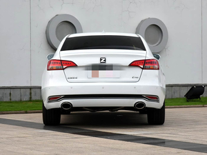 จีนส่งออกรถยนต์มือสองคุณภาพสูง: รถยนต์ Zotye Z700 ปี 2016 พร้อมเบาะหนังแท้ในราคาที่เข้าถึงได้ - Product Image 6