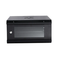 YNCO Taille personnalisée 2U 4U 9U 12U Support de serveur de centre de données mince standard de 19 pouces avec porte en verre trempé Stock en acier SPCC
