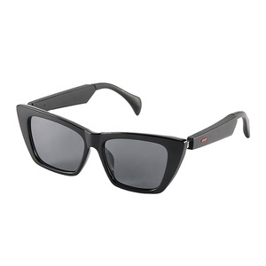 Lunettes de soleil intelligentes sans fil avec haut-parleur intégré, lunettes de sport audio œil de chat <span class=keywords><strong>sexy</strong></span> à la mode, nouveauté 2022 - Product Image 2