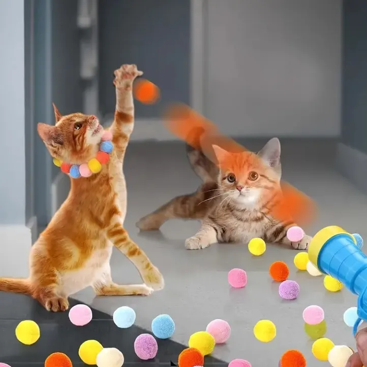 Peluş top ateşli silah Mini köpük topları Blasters Pet Hairball lansmanı oyuncaklar için interaktif kedi oyuncak zıplayan top kapalı Pet