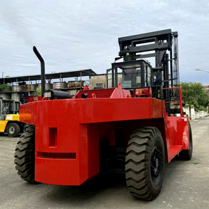 Montacargas Diésel Mitsubishi TCM KALMAR de 25/30/32/35/40/45 Toneladas 4X4 con Neumáticos Sólidos, Posicionador de Horquillas y Desplazador Lateral - Product Image 1