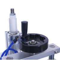 Machine de sertissage pneumatique pour flacons de parfum, buses de pulvérisation, bouteilles en plastique et en verre, cosmétiques et produits alimentaires