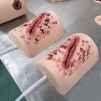 Modelo de Entrenamiento para Hemostasia de Trauma, Simulador de Laceración y Herida por Puñalada en el Muslo con Efecto de Sangrado, Entrenador de Laceración de Muslo