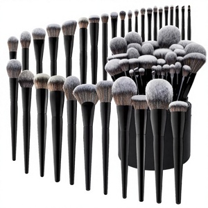 Juego de 32 Brochas de Maquillaje con Mango de Madera Negra, Pelo Sintético, Herramienta para Base de Maquillaje y Ojos - Product Image 3