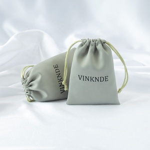 Bolsa de Satén de Seda Gruesa Verde de Lujo con Cordón y Logotipo Personalizado para Extensiones de Cabello, 8*10, Contenedor de Alta Calidad a Prueba de Polvo para Joyería - Product Image 3