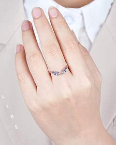 Anillo de boda de racimo de Alejandrita Marquesa de Plata de Ley 925, banda de compromiso chapada en oro rosa de 14 quilates, anillo de banda a juego Curvo - Product Image 4