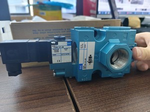 Válvulas de 3 vías equilibradas originales de EE. UU. Serie 56, válvulas de pistón equilibradas pequeñas de accionamiento directo 56C-63-121JB - Product Image 3