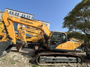 รถขุดไฮดรอลิกมือสอง Hyundai 260LC-9S ขนาด 26 ตัน ราคาถูก รถขุดตีนตะขาบมือสอง 260LC-9S ขาย - Product Image 2