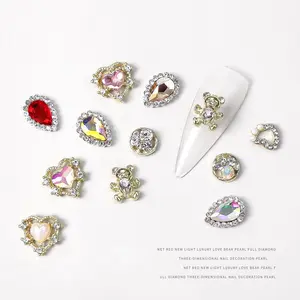 Accessori per Nail Art in lega di metallo 3D di alta qualità pietre per Nail Art Charms Love Heart Crystal Rhinestone Bulk