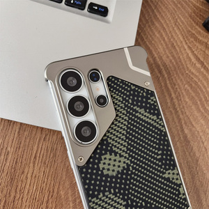 Funda Magnética para Teléfono con Marco de Aluminio Desmontable, Panel Trasero Acrílico con Patrón de Fibra de Camuflaje para <span class=keywords><strong>Samsung</strong></span> S22 <span class=keywords><strong>S23</strong></span> S24 S25 S26 Ultra - Product Image 2